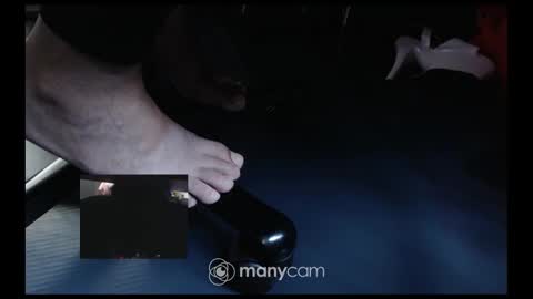 Snapshot of sissyslut6111 chatting on 09-26-25, 01:59 Sissyslut6111 online show from 09-26-25, 01:59