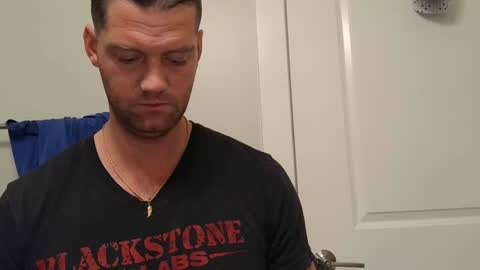 Snapshot of situation137 chatting on 02-06-26, 02:31 situation137 online show from 02-06-26, 02:31