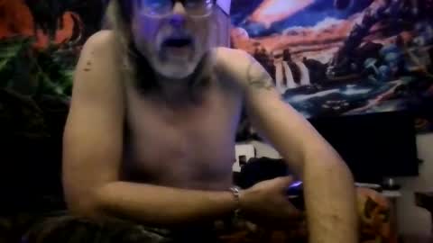 Snapshot of six_will_do chatting on 12-23-24, 01:08 Jimmy B online show from 12-23-24, 01:08