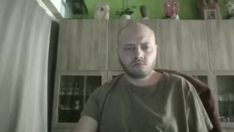 Snapshot of sixten113 chatting on 04-15-26, 12:12 sixten113 online show from 04-15-26, 12:12