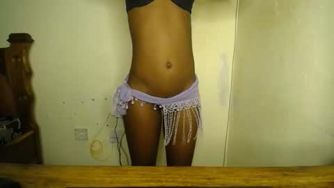 Snapshot of sizzly_ass chatting on 04-25-26, 05:10 sizzly_ass online show from 04-25-26, 05:10