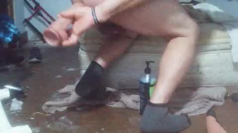 Snapshot of sizzzlenomics chatting on 10-25-25, 11:54 SIZZZLENOMICS online show from 10-25-25, 11:54