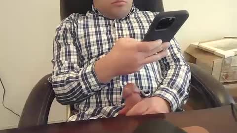 Snapshot of sjb10 chatting on 03-12-25, 03:29 sjb10 online show from 03-12-25, 03:29