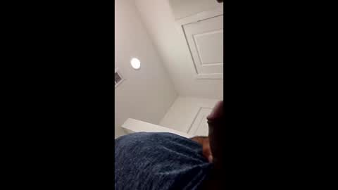 Snapshot of sjtea1717 chatting on 03-26-26, 06:08 sjtea1717 online show from 03-26-26, 06:08