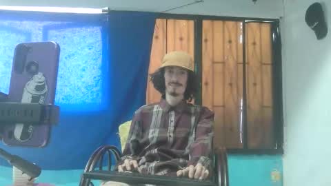 Snapshot of sk8sir chatting on 02-15-26, 04:36 sk8sir online show from 02-15-26, 04:36