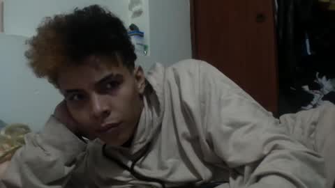 Snapshot of skady_coronado chatting on 02-11-25, 04:01 skady_coronado online show from 02-11-25, 04:01
