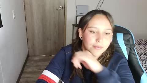 Alice online show from 12-04-25, 06:38