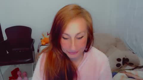 Snapshot of skarlett2072 chatting on 10-04-25, 12:14 Arlett online show from 10-04-25, 12:14