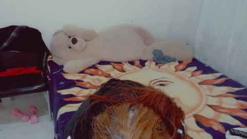 Snapshot of skarlett2072 chatting on 10-18-25, 06:16 Arlett online show from 10-18-25, 06:16