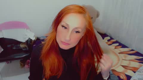 Snapshot of skarlett2072 chatting on 11-05-25, 02:22 Arlett online show from 11-05-25, 02:22