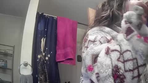 Snapshot of skarlettrose911 chatting on 01-02-25, 06:12 Skarlett Rose online show from 01-02-25, 06:12