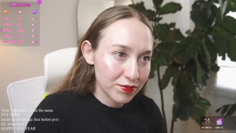 Im Scarlett  ONLINE  5pm-10pm NYC time  online show from 01-08-25, 08:07