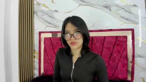 Snapshot of skaylar_95_mylove chatting on 10-22-25, 02:45 skaylar_95_mylove online show from 10-22-25, 02:45