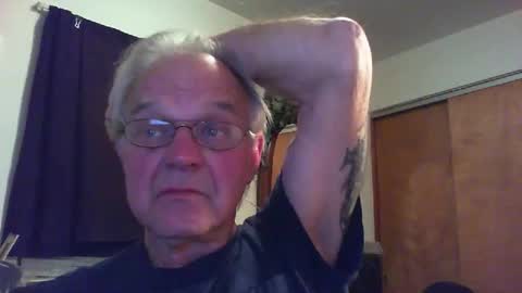 skeeeziks online show from 05-03-26, 02:06