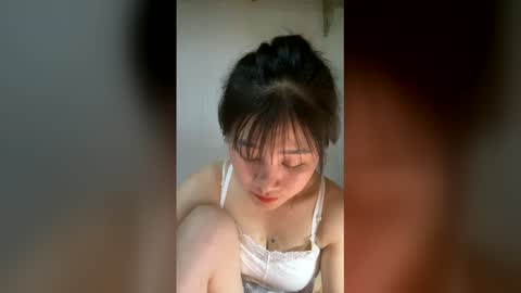 Snapshot of skie1111 chatting on 04-15-26, 02:02 Shie online show from 04-15-26, 02:02