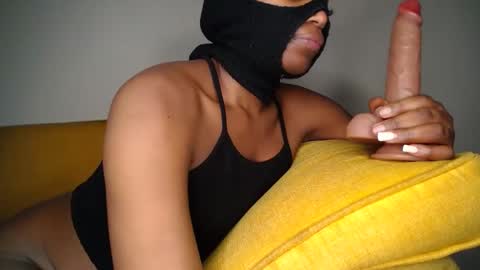 Krystal Belle online show from 12-29-24, 03:46