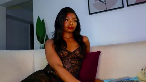 Krystal Belle online show from 10-07-25, 09:39