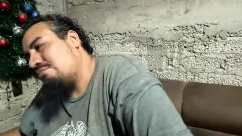 Elias online show from 06-14-26, 01:03