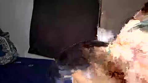 Skiniminitits online show from 05-24-26, 03:44