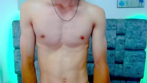 Snapshot of skinny_bigcock20 chatting on 03-01-25, 10:42 skinny_bigcock20 online show from 03-01-25, 10:42