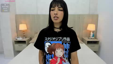 Emily Rojas online show from 10-15-25, 07:47