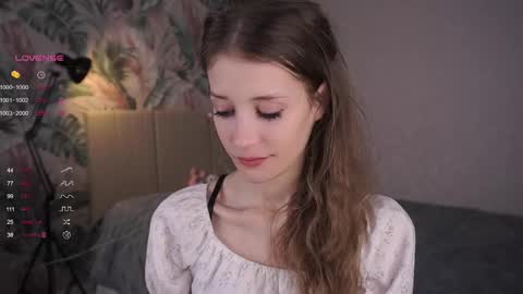 Emily online show from 03-06-25, 04:52