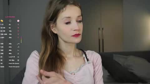 Emily online show from 10-20-25, 04:51