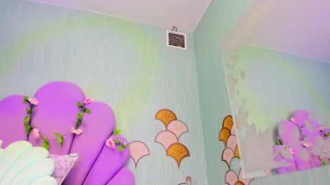 Snapshot of skinny_linda chatting on 01-30-25, 01:21 online show from 01-30-25, 01:21