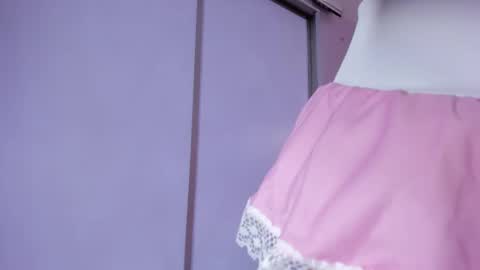 Snapshot of skinny_linda chatting on 03-12-25, 01:19 online show from 03-12-25, 01:19