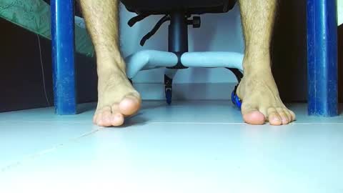 skinny marked online show from 01-17-25, 04:26