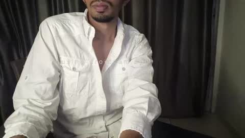 Snapshot of skinny_tamer chatting on 06-22-26, 04:15 skinny tamer online show from 06-22-26, 04:15