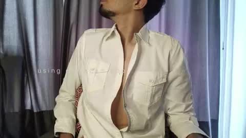 Snapshot of skinny_tamer chatting on 07-26-26, 11:06 skinny tamer online show from 07-26-26, 11:06