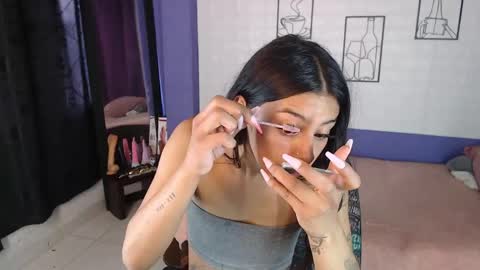Snapshot of skinny_yizz chatting on 05-06-26, 08:58 Only Pvt online show from 05-06-26, 08:58