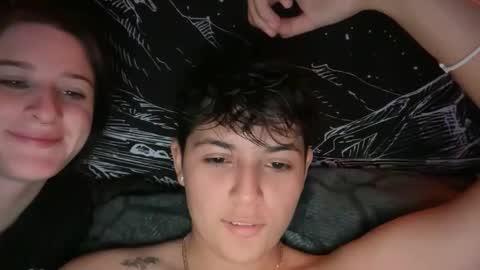 Snapshot of skinnyangel21 chatting on 11-29-25, 05:10 skinnyangel21 online show from 11-29-25, 05:10