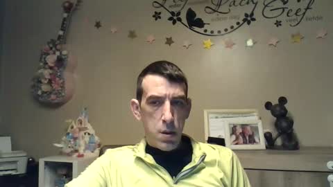 SkinnyBigCock2 online show from 03-17-26, 03:33