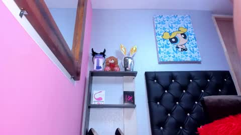 Snapshot of skinnycollins chatting on 02-19-25, 02:33 Skinny online show from 02-19-25, 02:33
