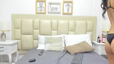 SkinnyGirl online show from 10-11-25, 07:34