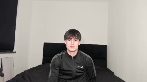 skinnyguywithbigd online show from 11-27-25, 02:52