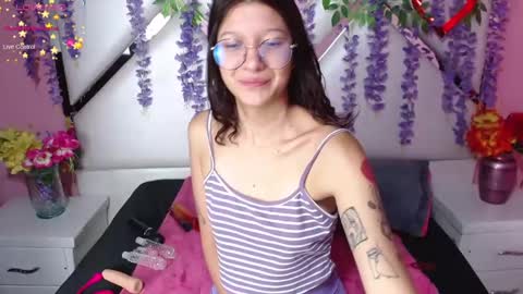  SKINNYHORNY   online show from 01-30-25, 03:00