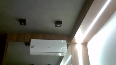 skinnykittencam online show from 10-25-25, 07:38