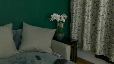 Snapshot of skinnynatty chatting on 05-01-26, 04:06 Natty online show from 05-01-26, 04:06