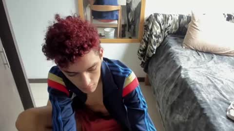 Snapshot of skinnypipe15 chatting on 10-22-25, 03:56 skinnypipe15 online show from 10-22-25, 03:56