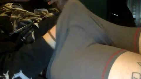 Snapshot of skinnypole6 chatting on 03-24-26, 07:19 skinnypole6 online show from 03-24-26, 07:19