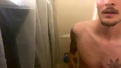 skinnysexyguy123 online show from 01-11-26, 08:58