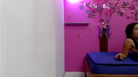 sofia online show from 02-22-26, 01:31