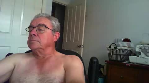 Skipper1970 online show from 02-26-26, 06:01