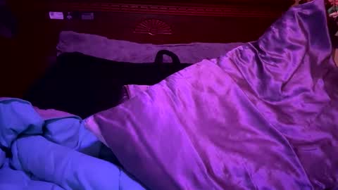 Skittles online show from 02-11-25, 11:32