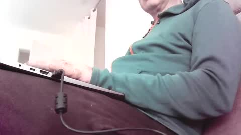 Slave Frank online show from 01-31-25, 08:32