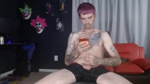 Snapshot of sklown chatting on 04-19-26, 11:31 sklown online show from 04-19-26, 11:31
