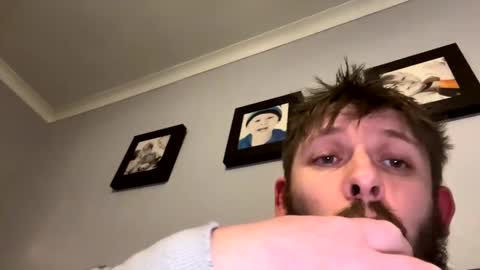 Snapshot of skuzzy25 chatting on 01-07-25, 12:03 skuzzy25 online show from 01-07-25, 12:03